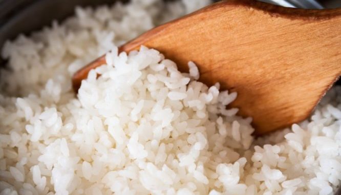 Photo of Πώς να μαγειρέψεις το ρύζι για να φιλτράρεις το αρσενικό αλλά να μείνουν τα θρεπτικά συστατικά
