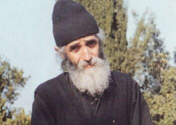 ΣΟΚ Προφητεία  Άγιος Παΐσιος – «Θα γίνει πόλεμος και θα μας βοηθήσει η…»