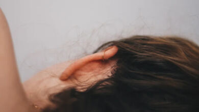 Photo of Γυναίκα πήγε στον γιατρό με «βουητό» στο αυτί και αυτός ανακάλυψε κάτι ανατριχιαστικό