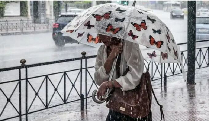 Έρχεται επικίνδυνη κακοκαιρία: Ψυχρές αέριες μάζες και πολλές βροχές τις επόμενες μέρες