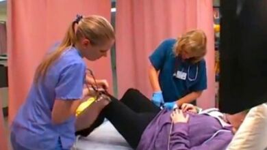 Photo of 26χρονη έγκυος πήγε στο νοσοκομείο ουρλιάζοντας από τον πόνο – Όταν της έκοψαν το παντελόνι έμειναν άναυδοι (Video)