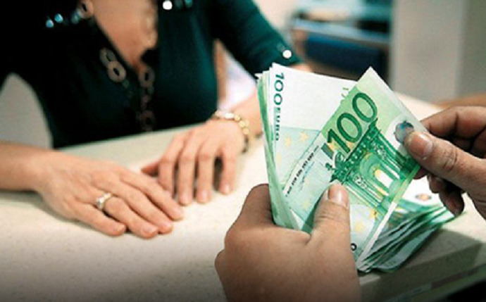 Photo of Νέο Επίδομα  360 ευρώ: Χιλιάδες οι δικαιούχοι-Ποιοι & πως μπορούν να εισπράξουν