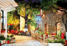 Photo of Ζει τη νύχτα: Το μοναδικό χωριό στην Ελλάδα που τα μαγαζιά ανοίγουν στις 11 το βράδυ