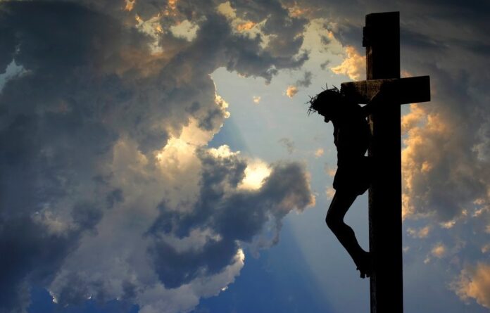 Photo of Γιατί ο Χριστός είπε επάνω στο Σταυρό «Θεέ μου, Θεέ μου γιατί με εγκατέλειψες;»