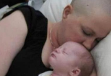 Photo of Έμαθε Πως Έχει Καρκίνο Όταν Ήταν Έγκυος Και Της Είπαν Να Το Ρίξει. 10 Χρόνια Μετά Τους Έδειξε Ότι Έκαναν Λάθος