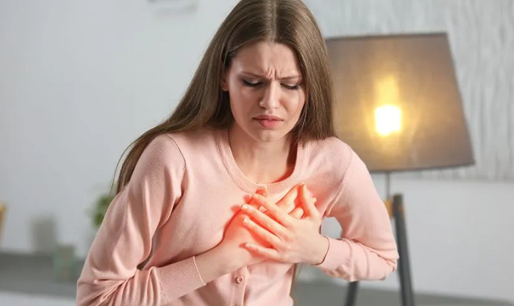 Photo of Καρδιακή προσβολή στις γυναίκες: Τα 5 προειδοποιητικά σημάδια που πρέπει να γνωρίζετε