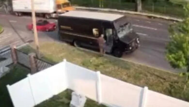 Photo of Σοκαριστικό βίντεο από τροχαίο δυστύχημα με νεκρή 14χρονη – Αυτοκίνητο που οδηγούσε 16χρονος «καρφώθηκε» σε φορτηγό