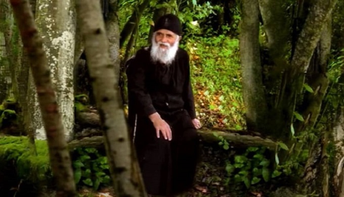 Συγκλονιστικό! Το ποίημα του Αγίου Παϊσίου στη μητέρα του