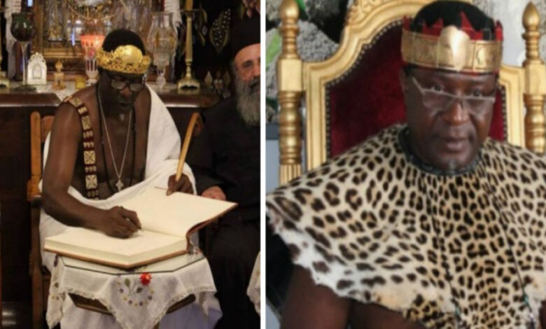 Photo of Αφρικανός βασιλιάς από την Ακτή Ελεφαντοστού βαφτίστηκε Χριστιανός στο Άγιο Όρος