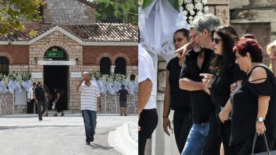 Photo of Σε λευκό φέρετρο ο 11χρονος Χρήστος: Υποβασταζόμενοι ο ηθοποιός και η πρώην σύζυγος του έφτασαν στην εκκλησία