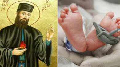 Photo of «Θεράπευσε το μωρό μας, ενώ περίμεναμε το μοιραίο»: Συγκλονιστική μαρτυρία ενός μεγάλου Θαύματος του Αγίου Εφραίμ