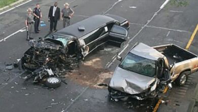 Photo of Μεθυσμένος οδηγός πέφτει στο αυτοκίνητο της οικογένειας της νύφης – Μετά η αστυνομία βλέπει το τρακάρισμα και κάνει μια φρικτή ανακάλυψη