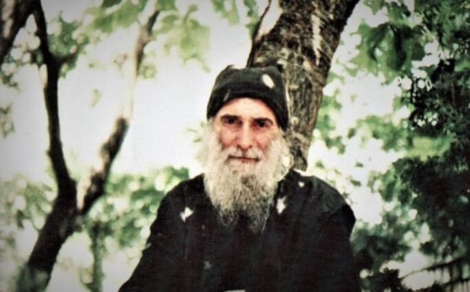 Γέροντα Γαβριήλ, τι πρέπει να κάνουμε όταν θέλουμε να παρακαλέσουμε έναν Άγιο για κάτι;