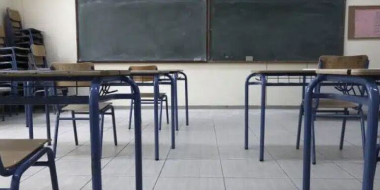 Κλειστά Σχολεία: Δεν θα γίνουν μαθήματα στις 15 Νοεμβρίου