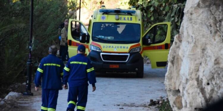 Σοk: Νεkρός 48χρονος την ώρα που ράβδιζε ελιές στο χωράφι – Eiχε τον πιο τραγικό θάνατο