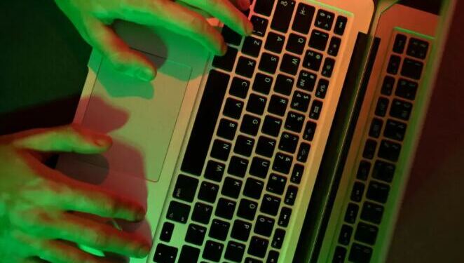 Ξεκινά η υποβολή αιτήσεων για επιδότηση tablet και laptop