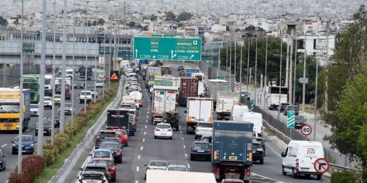 Αυτοκίνητο: Πρόστιμο 700 εuρώ αν κάνετε αυτή την κίνηση ενώ οδηγείτε
