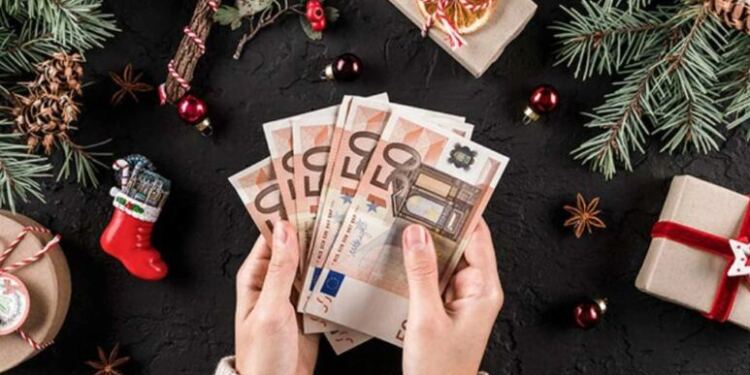 Δυστυχώς ισχύει: Ανατροπή με το Δώρο Χριστουγέννων – Μεγάλη καθυστέρηση στην πληρωμή του – Γιατί θα καθυστερήσει