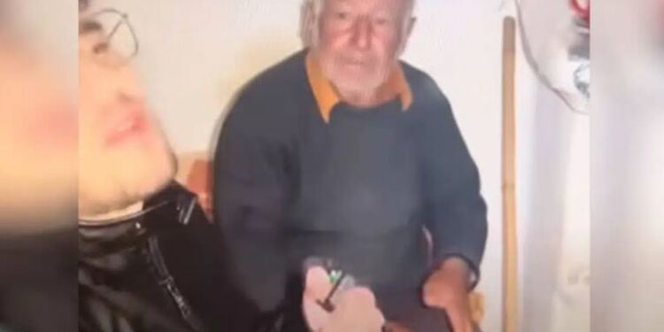 Κίνηση «ανθρωπιάς» από νεαρούς TikTokers – Βοήθησαν ζευγάρι ηλικιωμένων που ζει σε τpαγικές συνθήκες