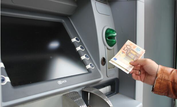 ΕΙΔΗΣΗ ΒΟΜΒΑ ΓΙΑ ΤΙΣ ΣΥΝΤΑΞΕΙΣ