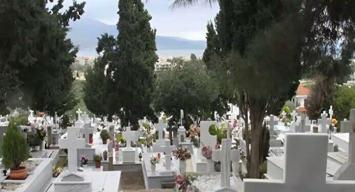 Σοκ στο νεκροταφείο Καλαμαριάς – Πήγε να κάνει εκταφή τον πατέρα του και είδε να τον μεταφέρουν τυλιγμένο σε σεντόνι μέσα σε…