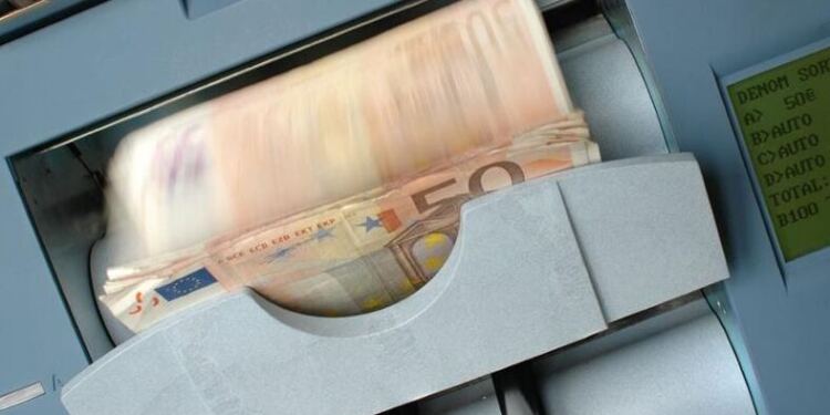 ΕΚΤΑΚΤΟ: Μόνιμο μπόνους σε συντάξεις, αυξήσεις σε μισθούς