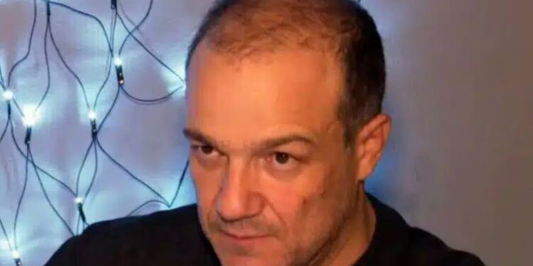 Φώτης Σπύρος: «Έμαθα εντελώς τυχαία ότι έχω καρκίνο του παχέος εντέρου – Το παλεύω»