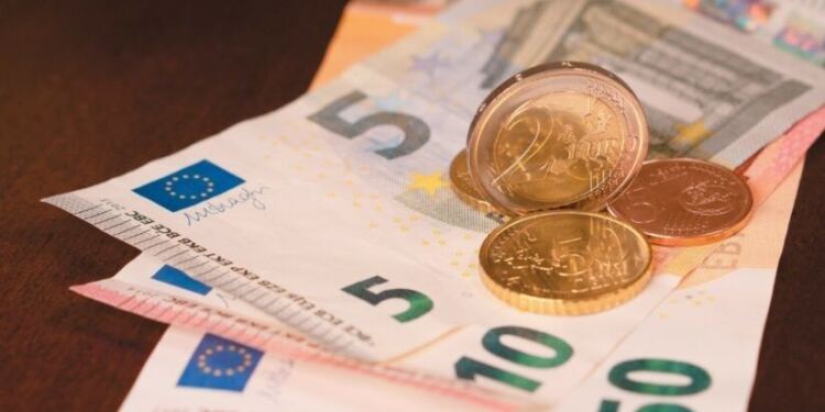 Αναδρομικά συντάξεων: Πότε πληρώνονται οι 100.000 δικαιούχοι – Ποιοι θα λάβουν έως 3.500€