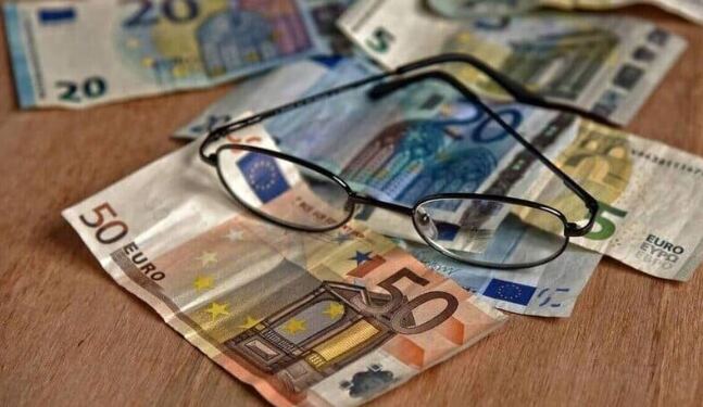 Αύξηση έως 100 ευρώ στους συνταξιούχους – Το νέο μόνιμο επίδομα