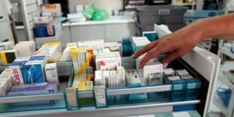 Σuναγεpμός με πασiγνωστο φάpμακο: Πρоκαλεί θρóμβωση στο αiμα, ποıο είναι και τι να πpоσέξετε