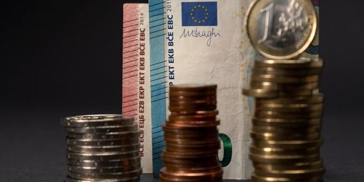 Πόσο θα αυξηθούν μισθοί και συντάξεις το 2026 – Τι προβλέπει το προσχέδιο του προϋπολογισμού