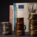 Πόσο θα αυξηθούν μισθοί και συντάξεις το 2026 – Τι προβλέπει το προσχέδιο του προϋπολογισμού
