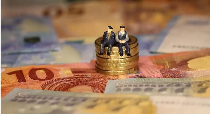 Έρχονται αναδρομικά έως 11.753 ευρώ! Δείτε  αν είστε στη «λίστα»