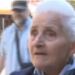 Σύμβολο η γιαγιά που βγήκε στον Λαζόπουλο και τα είπε σταράτα: Κόλλησε τους πολιτικούς στον τοίχο – «Με 360 ευρώ περνάει αυτός;»