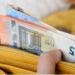 Μηνιαίο επίδομα έως 783€ απ’ τον ΕΦΚΑ: Ποιοι το παίρνουν άμεσα