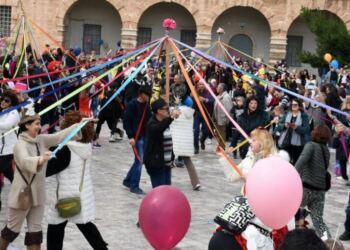 Πότε ανοίγει το Τριώδιο: Πότε πέφτει η Καθαρά Δευτέρα, το Πάσχα