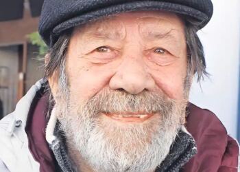 Πώς είναι σήμερα στα 90 ο ηθοποιός που έπαιξε σε δεκάδες ελληνικές ταινίες