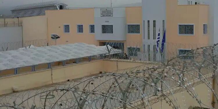 ΕΚΤΕΛΕΣΗ ΣΟΚ ΜΕΣΑ ΣΤΙΣ ΦΥΛΑΚΕΣ