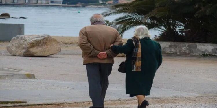 Δεν είναι ο «γέρος» και η «γριά», ανónτε*
