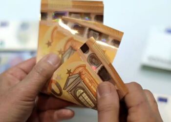 Μισθός 5.010 ευρώ και καριέρα στις Βρυξέλλες: Η μεγάλη ευκαιρία της ΕΕ χωρίς να έχετε προϋπηρεσία