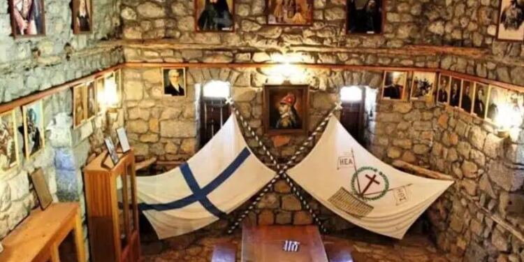 Συγκίνηση και δέος: Το σπίτι του Κολοκοτρώνη στο Λιμποβίσι και το βουνό όπου γεννήθηκε