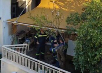 Μαθεύτηκε όλη η αλήθεια για μάνα και κόρη που βρέθηκαν νεκρές ανήμερα 25ης Μαρτίου μέσα στο σπίτι τους – Η μοιραία συσκευή