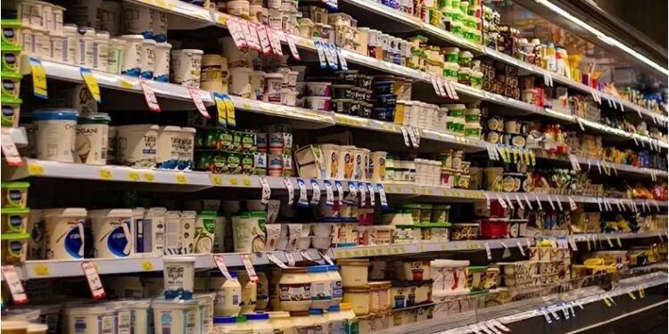 Εξαπλώνεται το φαινόμενο του shrinkflation στα σούπερ μάρκετ – Τι να προσέχουμε