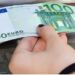 Έκτακτο επίδομα στις γυναίκες – 700 ευρώ εφάπαξ, χωρίς να κάνεις τίποτα – Ποιες το παίρνουν