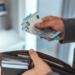 ΕΚΤΑΚΤΟ ΕΠΙΔΟΜΑ ΠΑΣΧΑ 300 ΕΥΡΩ ΚΑΙ ΧΑΜΟΓΕΛΑ ΓΙΑ ΤΟΥΣ ΣΥΝΤΑΞΙΟΥΧΟΥΣ