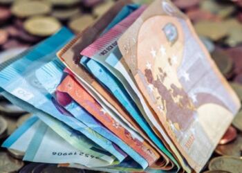 Συντάξεις: Αναδρομικά έως 2.500 ευρώ λόγω έξτρα ενσήμων – Οι δικαιούχοι