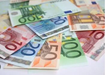 Ποιοι μαθητές δικαιούνται το επίδομα των 350 ευρώ – Ποια τα απαραίτητα δικαιολογητικά
