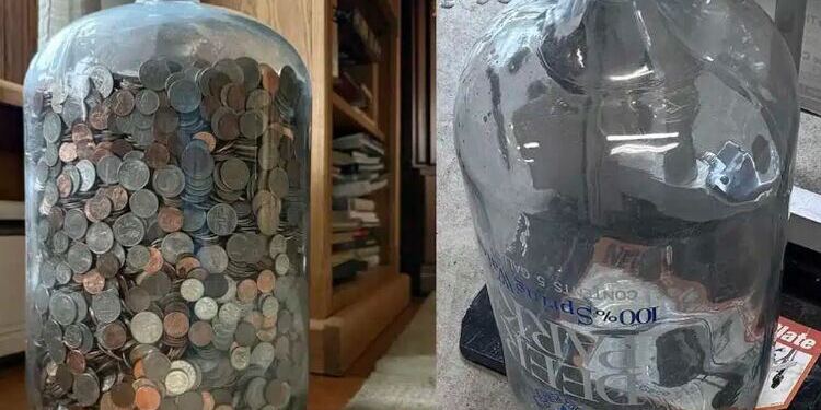 Έτριβε τα μάτια του, κουράστηκε να μετράει: Παππούς έβαζε ψιλά σε ένα βάζο για 70 χρόνια όταν ο εγγονός του το άνοιξε, έμεινε άφωνος με το ποσό