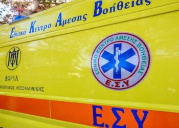 Θρήνος στη Λαμία: Μητέρα έμεινε δίπλα στον νεκρό γιο της για περισσότερο από ένα 24ωρο